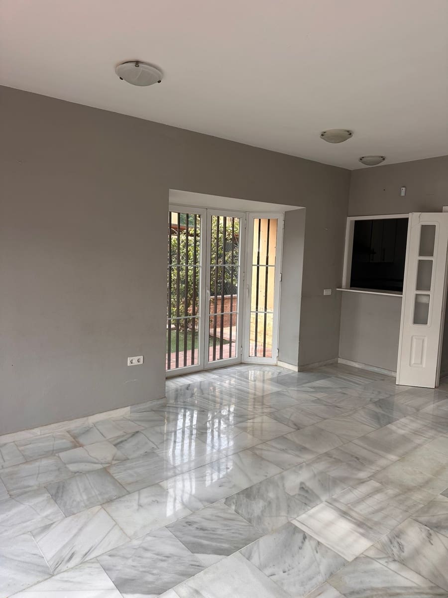 Adosado de 4 habitaciones en Riviera del Sol en venta con piscina garaje - 376.000 € (Ref: 9500591)