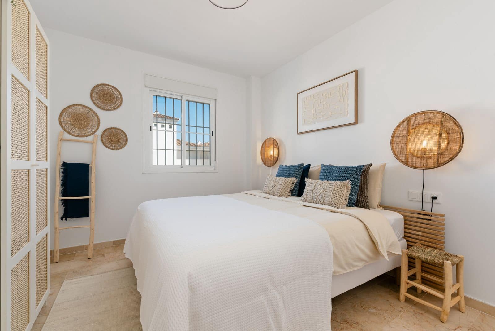 2 slaapkamer Appartement te koop in Manilva met zwembad garage - € 235.000 (Ref: 9532555)