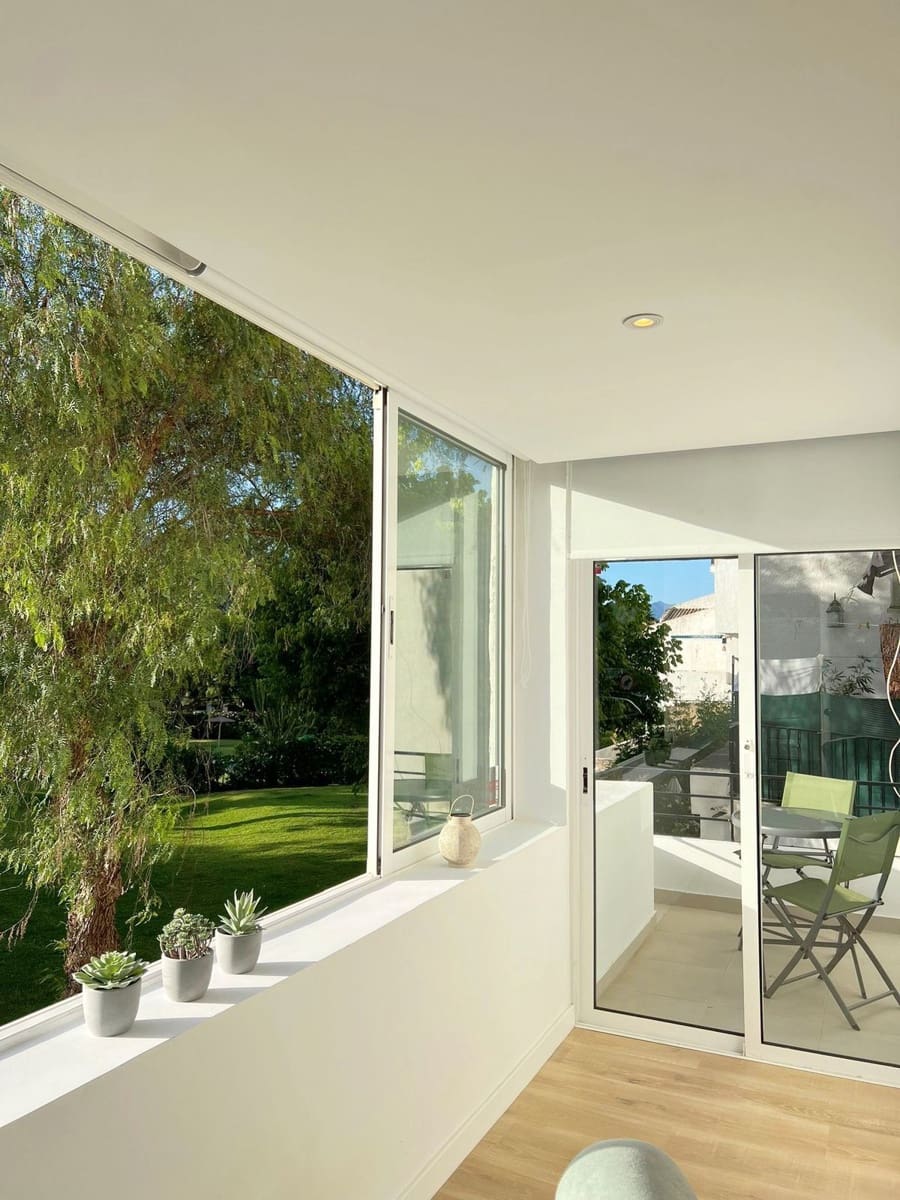 2 Zimmer Apartment zu verkaufen in Estepona mit Pool - 265.125 € (Ref: 9563690)