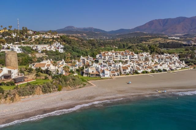 2 Zimmer Apartment zu verkaufen in Playa Bahía Dorada, Estepona mit Pool - 265.125 € (Ref: 9563690)