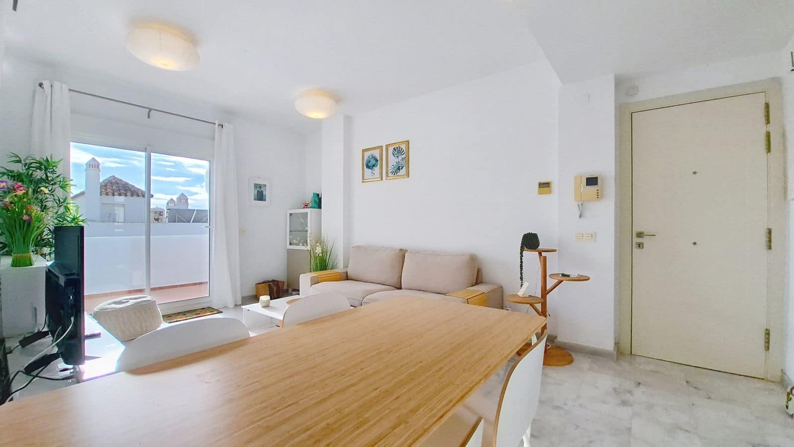 2 Zimmer Penthouse zu verkaufen in Estepona mit Pool Garage - 266.000 € (Ref: 9563692)