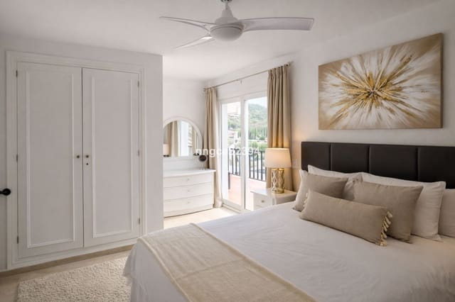 3 sovrum Takvåning till salu i Benahavís med pool - 349 900 € (Ref: 9588218)