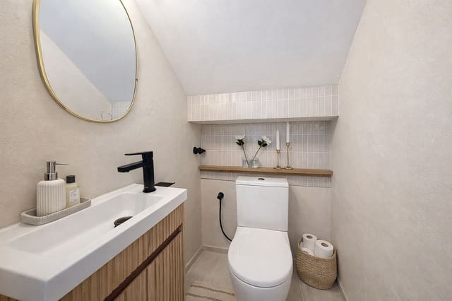 Casa de 3 habitaciones en Seghers, Estepona en venta - 469.000 € (Ref: 9634916)