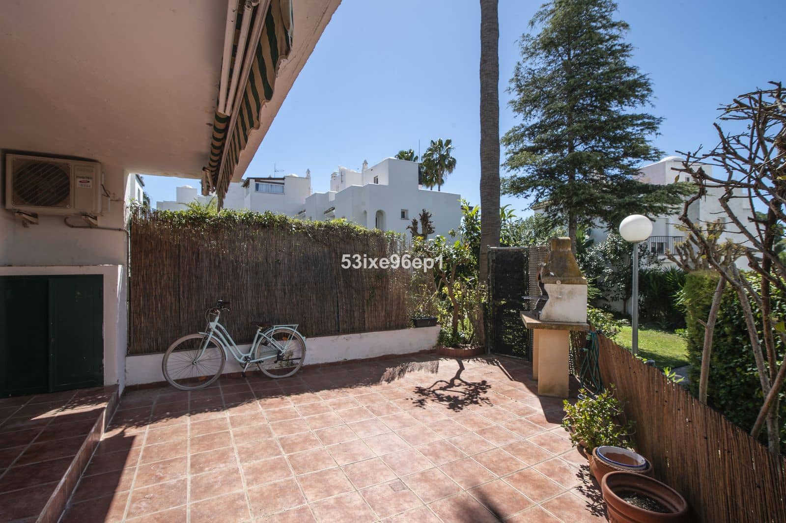 Casa de 5 habitaciones en New Golden Mile en venta con piscina - 475.000 € (Ref: 9635005)