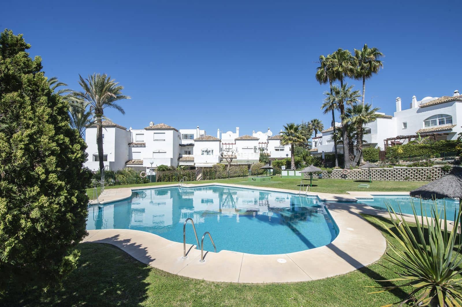 Casa de 5 habitaciones en New Golden Mile en venta con piscina - 475.000 € (Ref: 9635005)