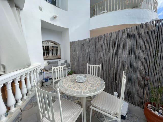 2 Zimmer Apartment zu verkaufen in Estepona mit Pool Garage - 324.000 € (Ref: 9650399)