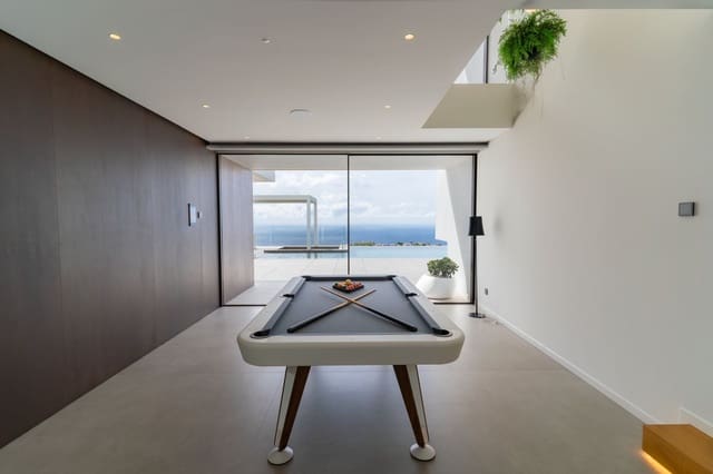 5 bedroom Villa for sale in Cumbre del Sol, Benitachell / Benitatxell with pool garage - € 4,516,000 (Ref: 10017029)