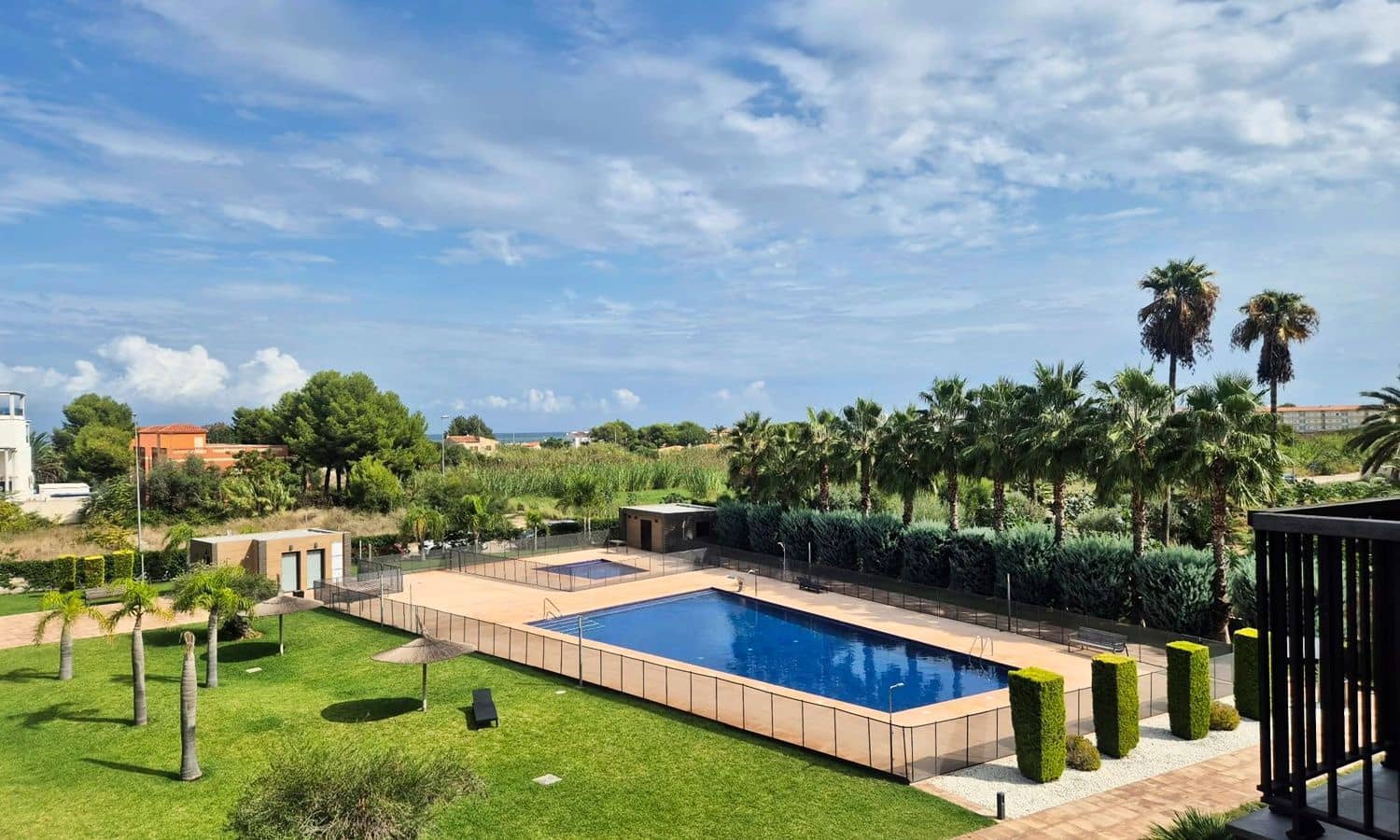 2 bedroom Apartment for sale in Denia with pool garage - € 349,000 (Ref: 10031437)