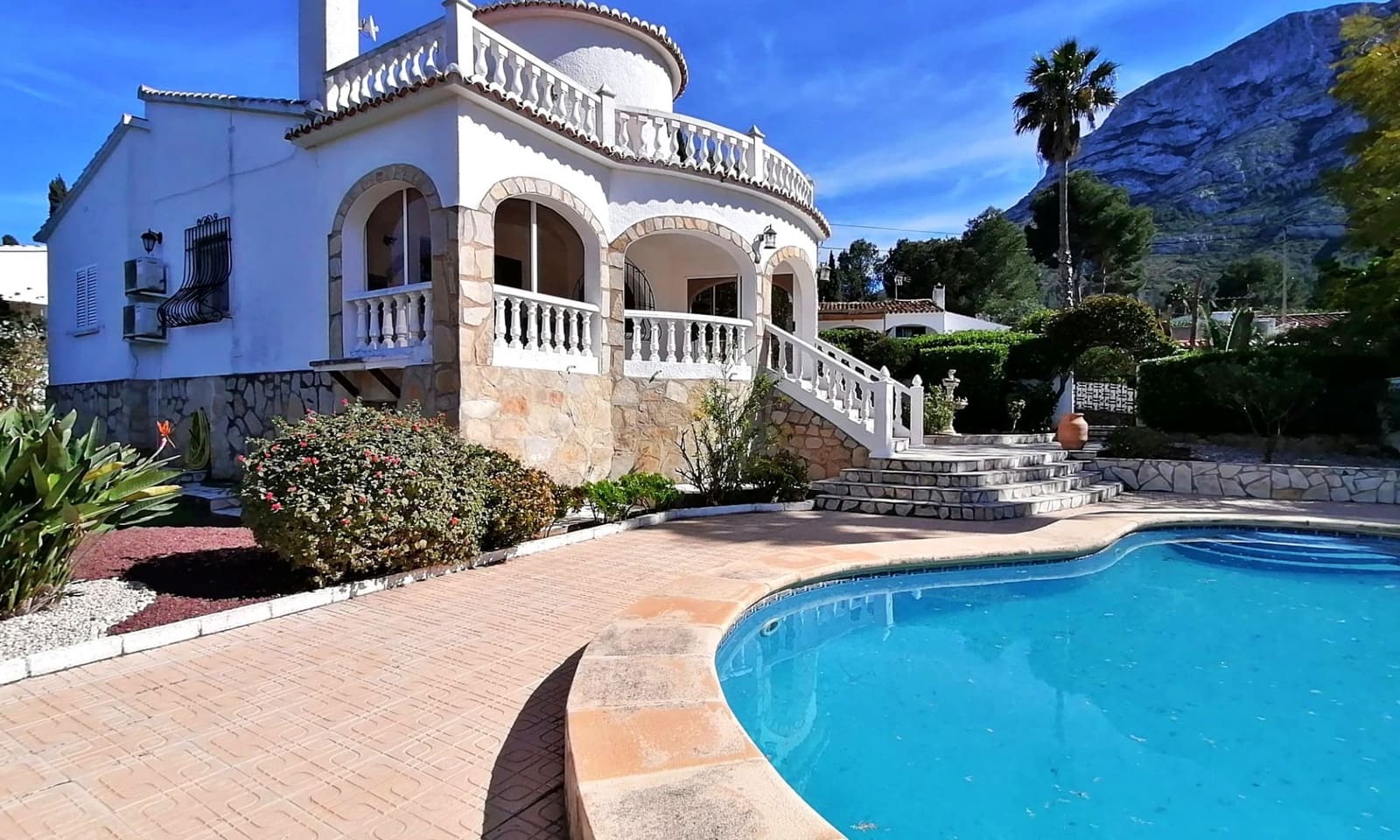 3 soveværelse Villa til salg i Denia med swimmingpool garage - € 635.000 (Ref: 10036331)