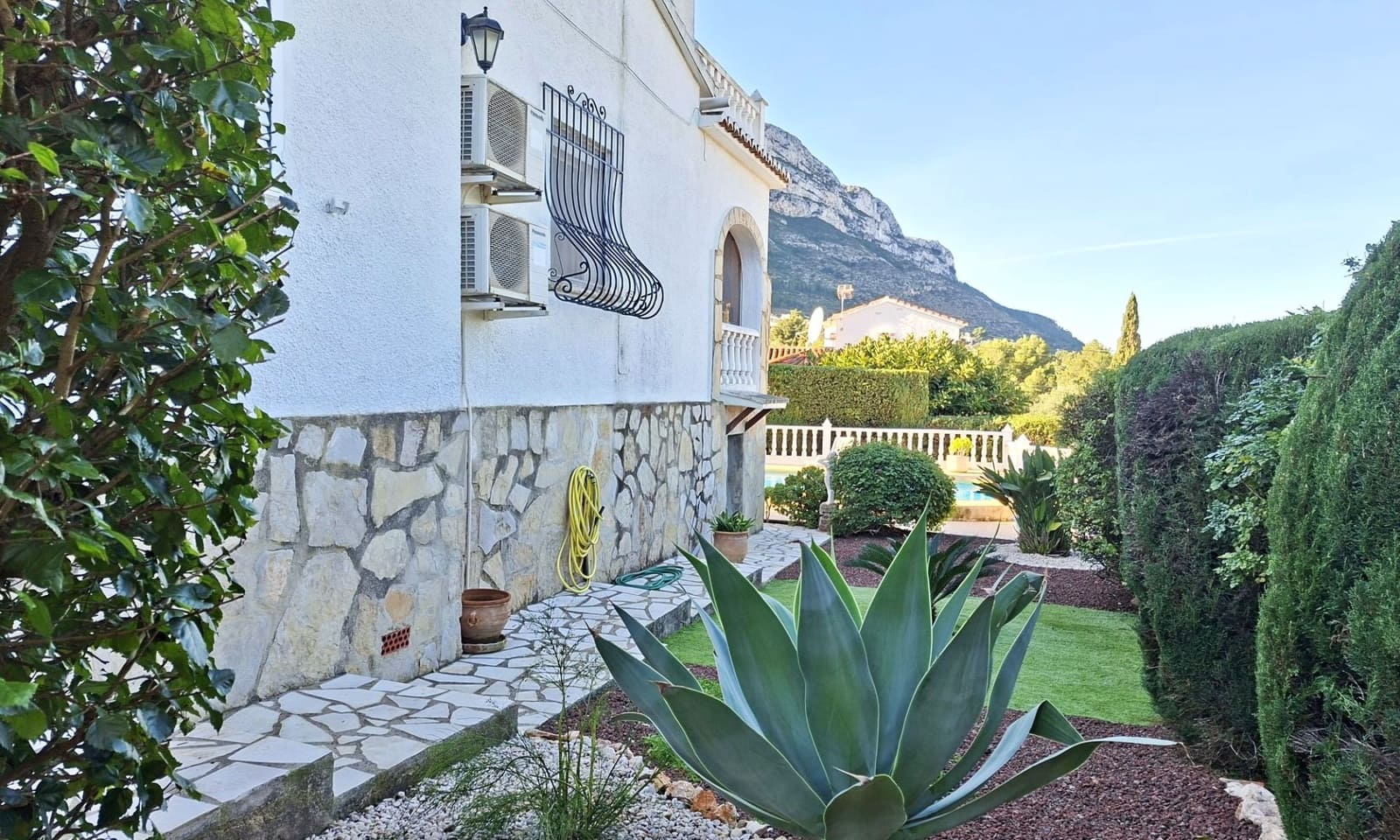 3 soveværelse Villa til salg i Denia med swimmingpool garage - € 635.000 (Ref: 10036331)
