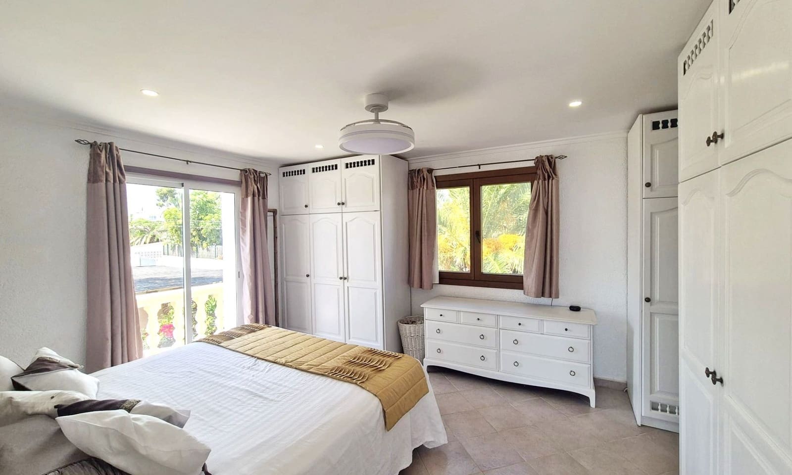 5 Zimmer Villa zu verkaufen in Javea / Xabia mit Pool Garage - 1.425.000 € (Ref: 10090086)