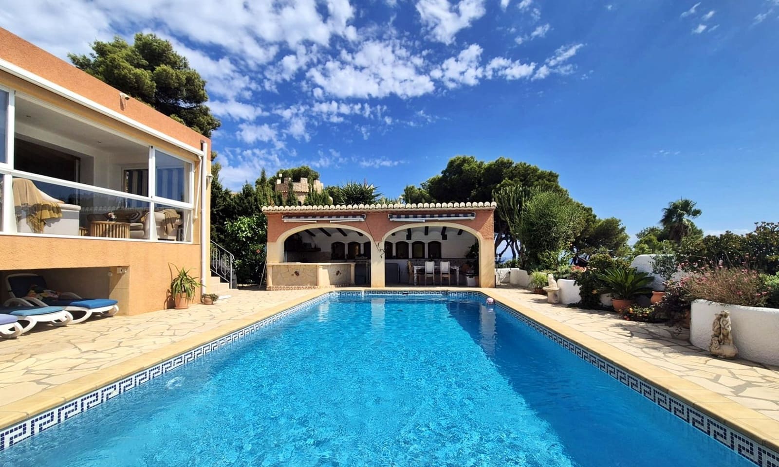 5 Zimmer Villa zu verkaufen in Javea / Xabia mit Pool Garage - 1.425.000 € (Ref: 10090086)