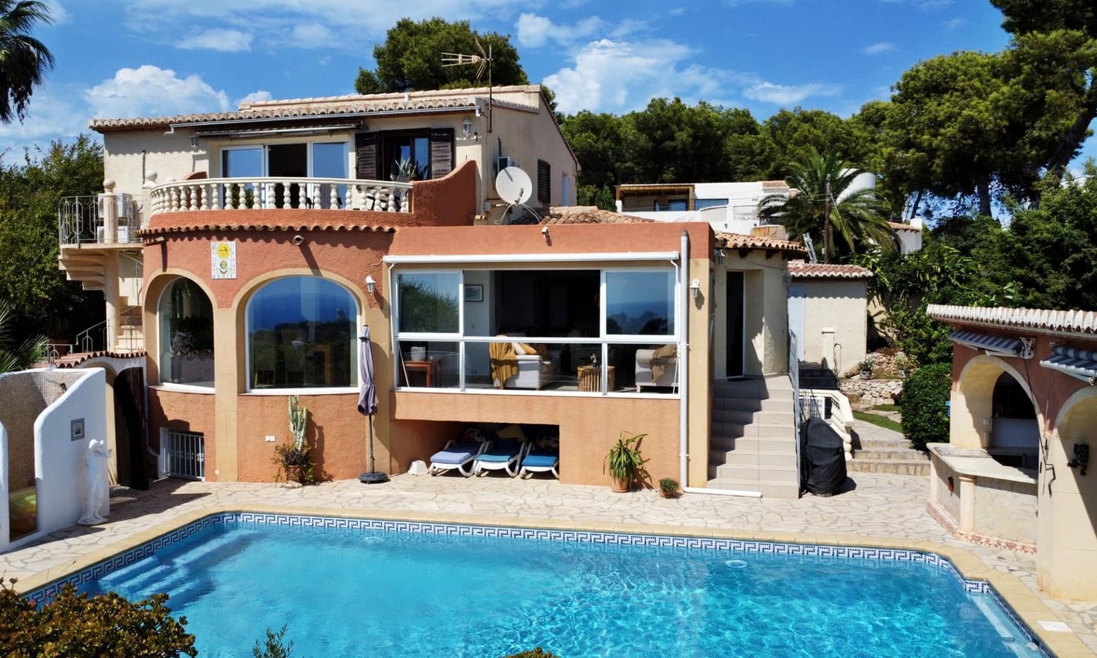 5 Zimmer Villa zu verkaufen in Javea / Xabia mit Pool Garage - 1.425.000 € (Ref: 10090086)