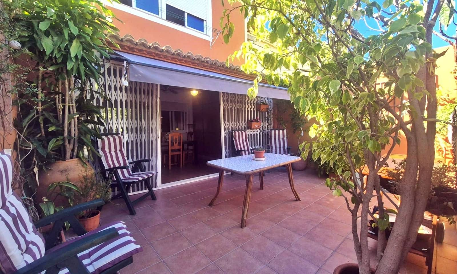 4 sovrum Semi-fristående Villa till salu i Pego med garage - 349 000 € (Ref: 10123393)