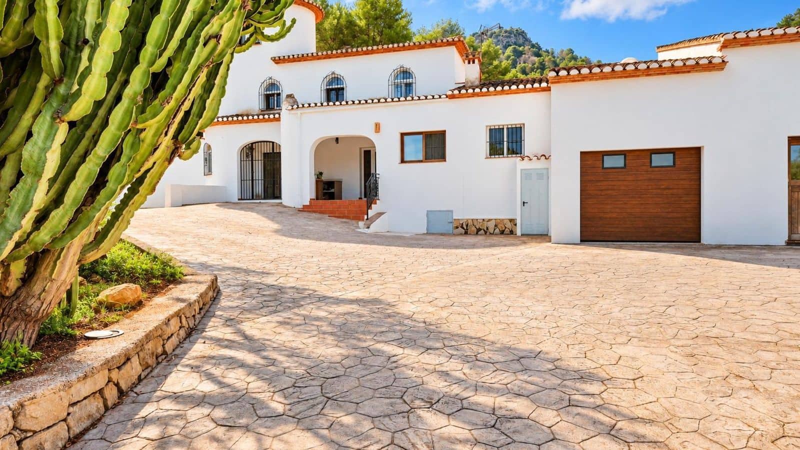 8 chambre Villa/Maison à vendre à Pedreguer avec piscine garage - 690 000 € (Ref: 10160914)