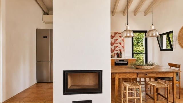 Chalet de 3 habitaciones en El Montgó, Dénia en venta con piscina - 880.000 € (Ref: 10164132)