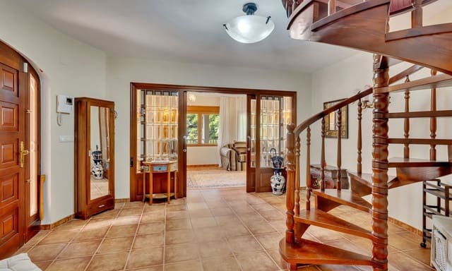 4 Zimmer Villa zu verkaufen in Las Rotas / Les Rotes, Dénia mit Pool Garage - 995.000 € (Ref: 10166074)