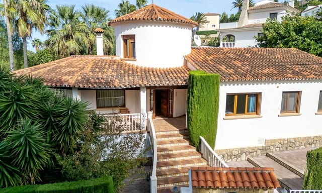 4 Zimmer Villa zu verkaufen in Las Rotas / Les Rotes, Dénia mit Pool Garage - 995.000 € (Ref: 10166074)
