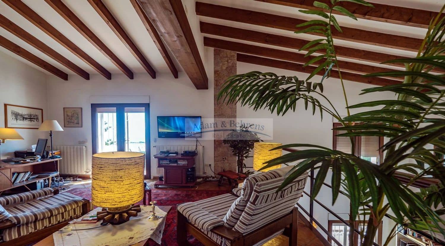 4 quarto Moradia para venda em Denia com piscina garagem - 690 000 € (Ref: 6889410)