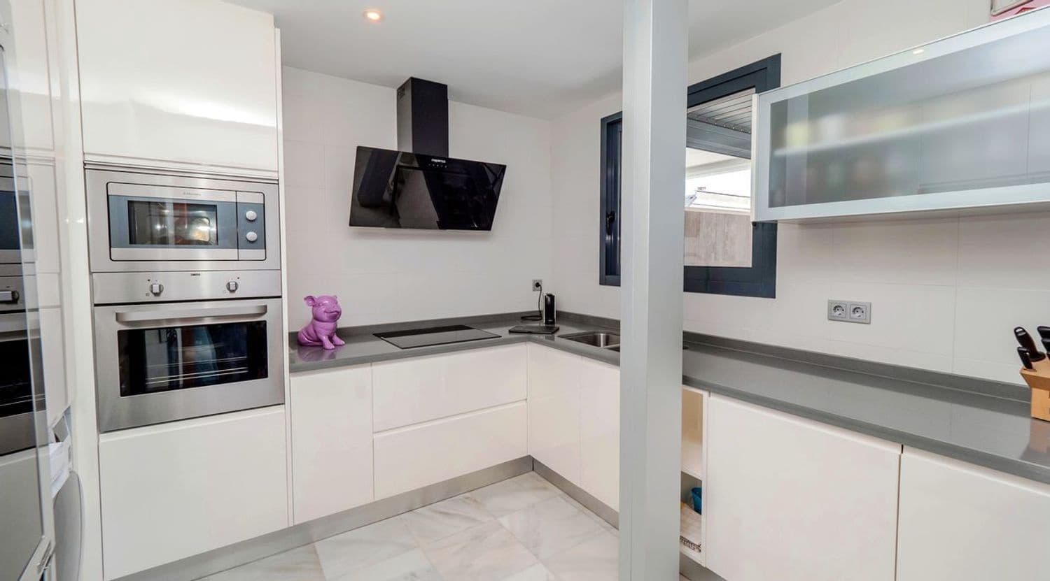 Apartamento de 4 habitaciones en Dénia en venta con garaje - 799.000 € (Ref: 8302438)
