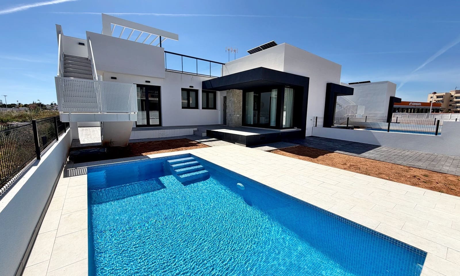 3 bedroom Villa for sale in Els Poblets with pool garage - € 415,000 (Ref: 8467580)