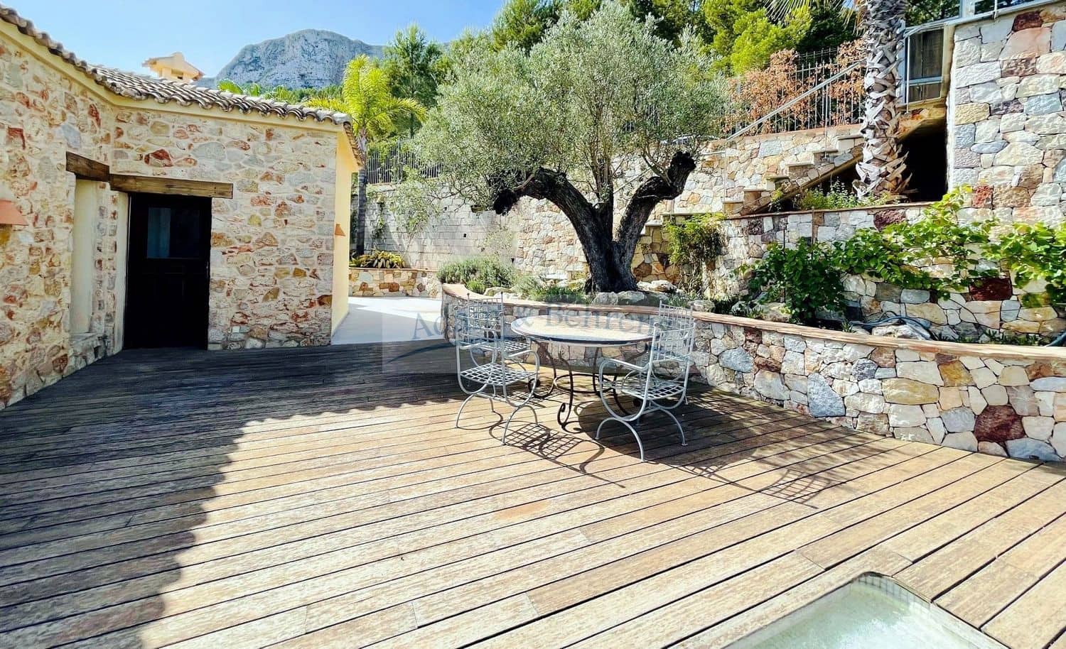 5 soveværelse Villa til salg i Denia med swimmingpool garage - € 1.250.000 (Ref: 8638167)