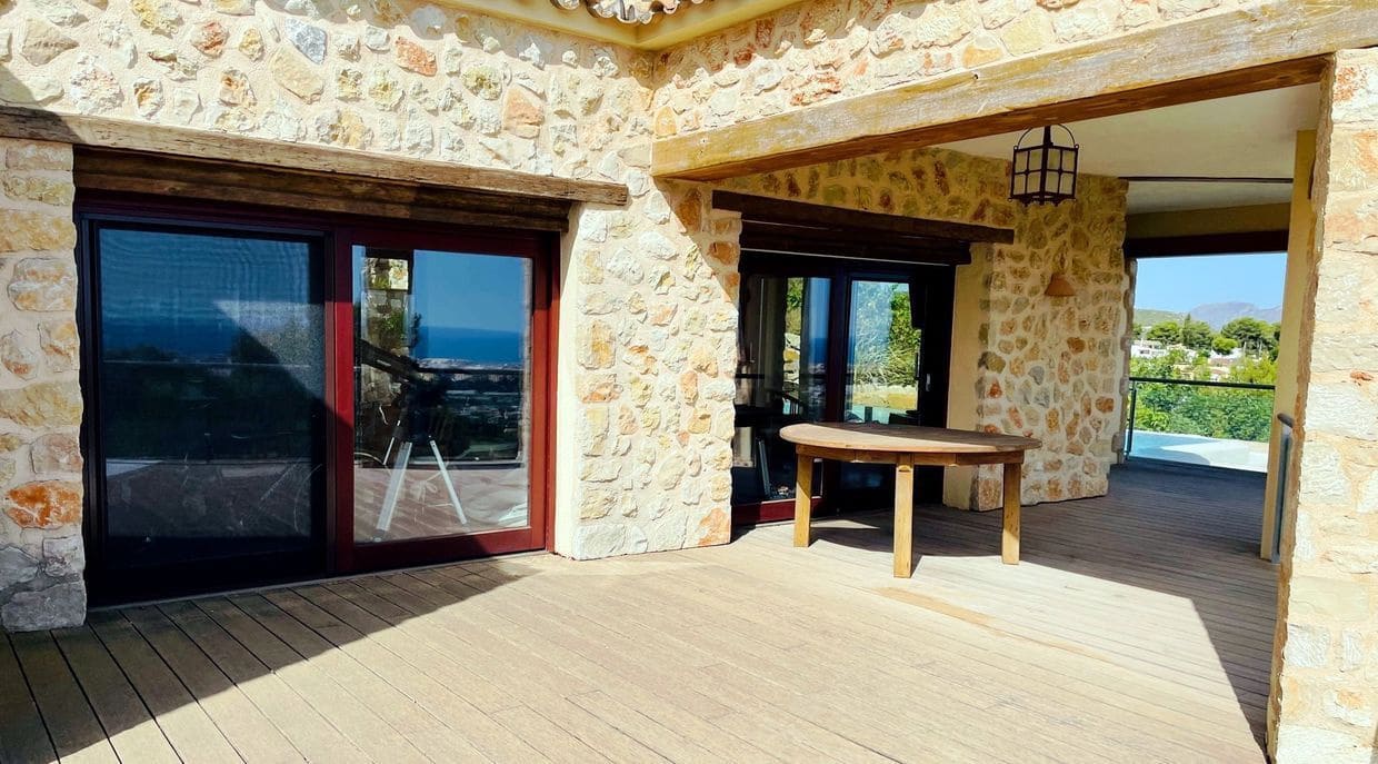 5 soveværelse Villa til salg i Denia med swimmingpool garage - € 1.250.000 (Ref: 8638167)
