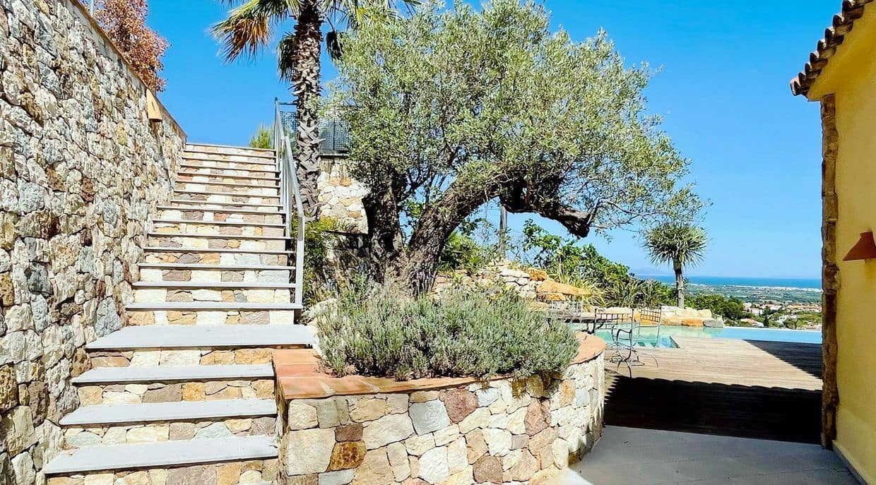 5 soveværelse Villa til salg i Denia med swimmingpool garage - € 1.250.000 (Ref: 8638167)