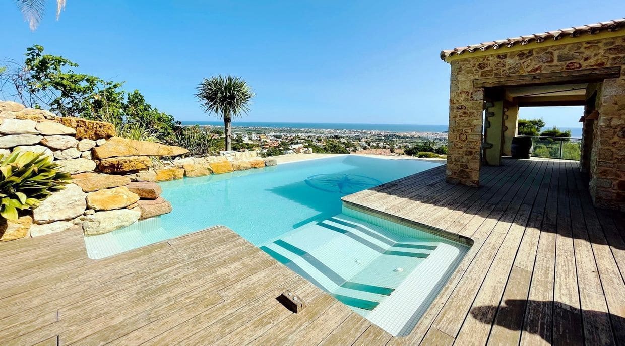 5 soveværelse Villa til salg i Denia med swimmingpool garage - € 1.250.000 (Ref: 8638167)