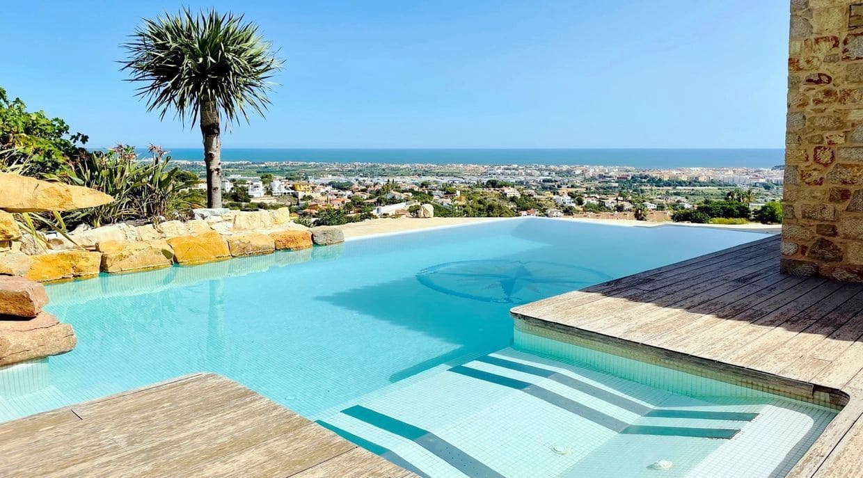 5 soveværelse Villa til salg i Denia med swimmingpool garage - € 1.250.000 (Ref: 8638167)
