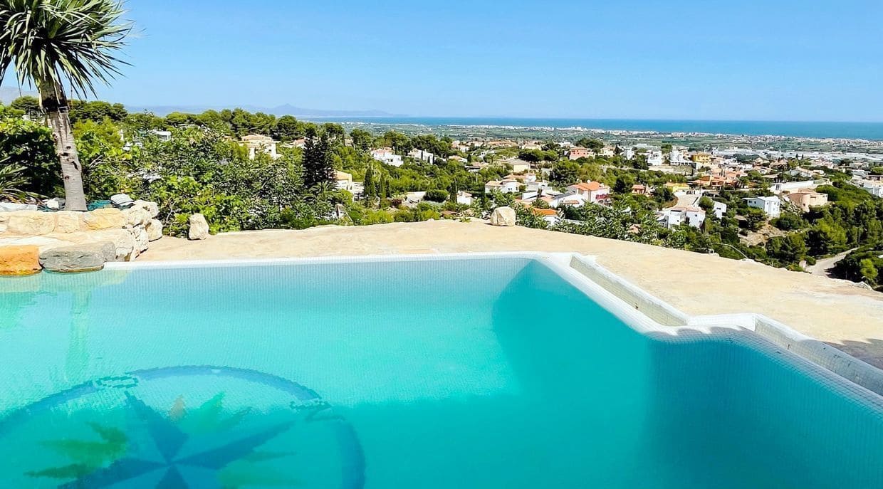 5 soveværelse Villa til salg i Denia med swimmingpool garage - € 1.250.000 (Ref: 8638167)