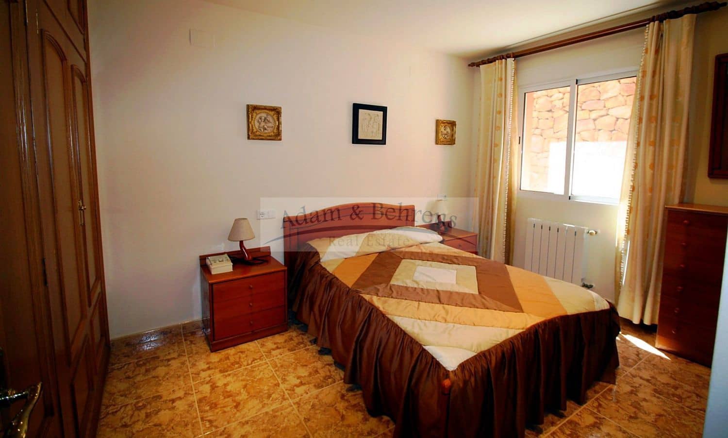 6 quarto Moradia para venda em Denia com garagem - 590 000 € (Ref: 8912522)