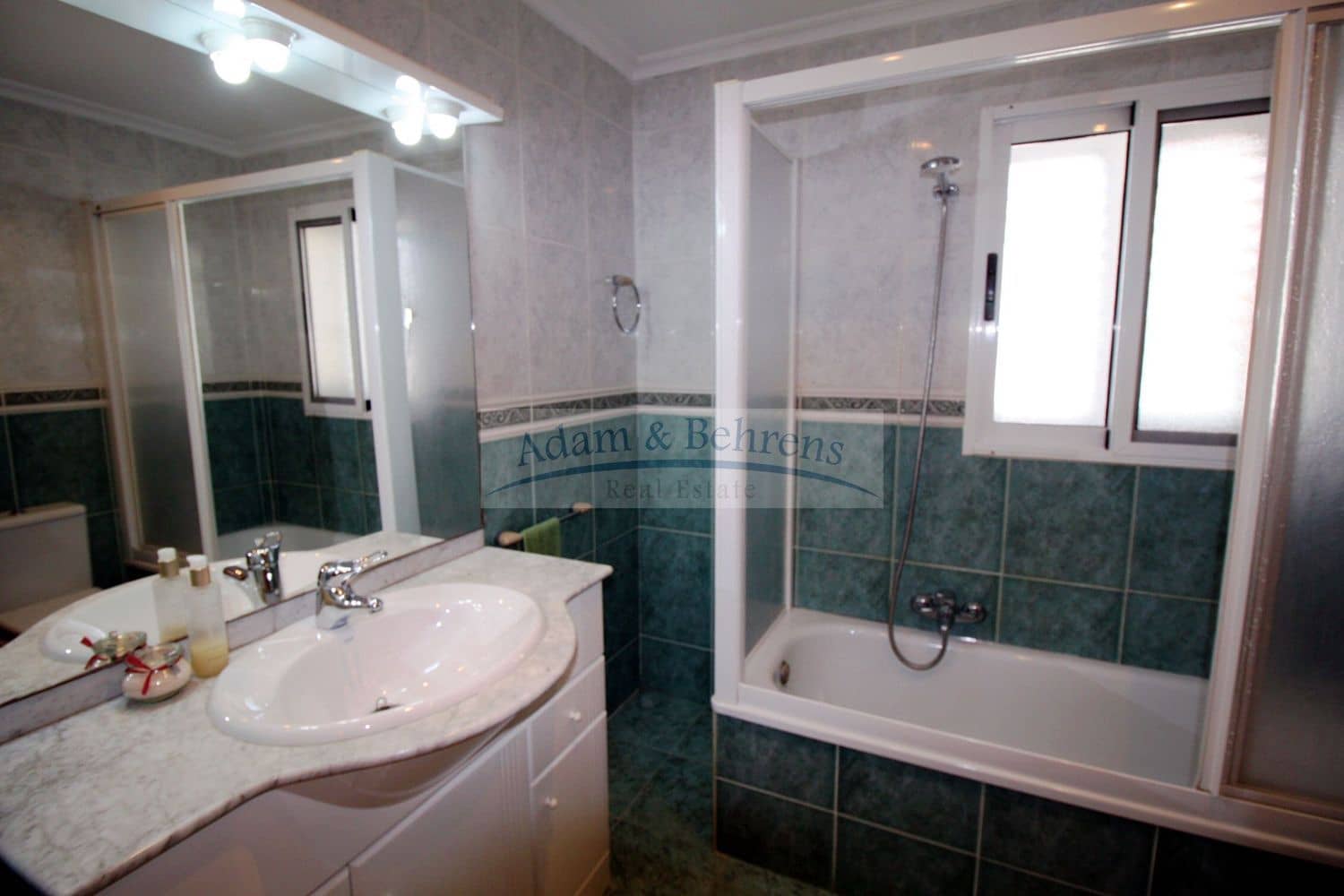 6 quarto Moradia para venda em Denia com garagem - 590 000 € (Ref: 8912522)