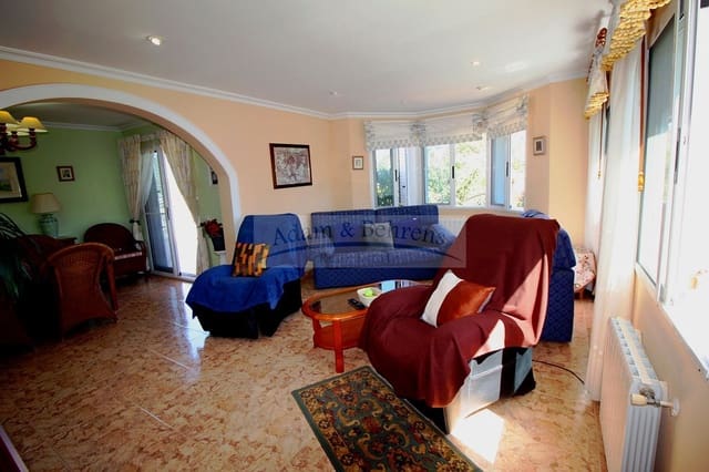 6 quarto Moradia para venda em El Montgó, Dénia com garagem - 590 000 € (Ref: 8912522)