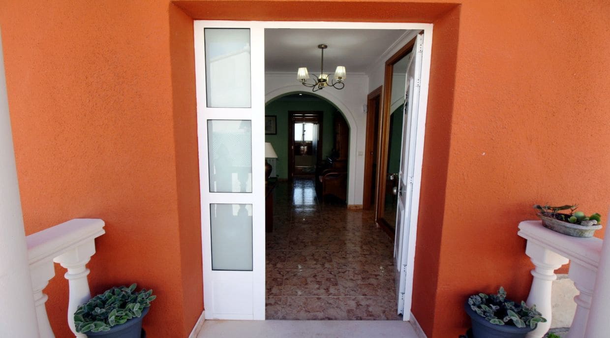 6 soveværelse Villa til salg i Denia med garage - € 550.000 (Ref: 8912522)