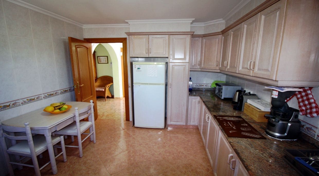 6 soveværelse Villa til salg i Denia med garage - € 550.000 (Ref: 8912522)