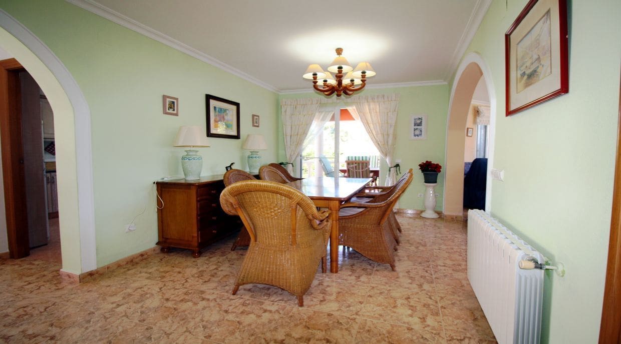 6 soveværelse Villa til salg i Denia med garage - € 550.000 (Ref: 8912522)