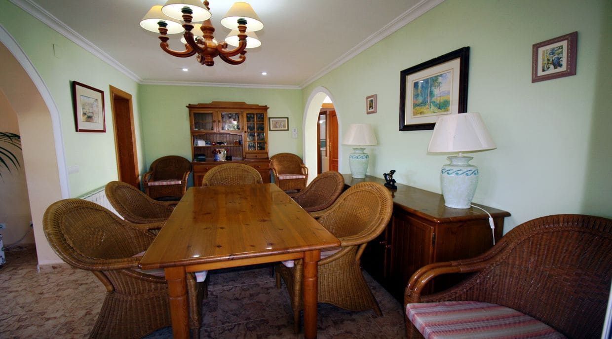 6 soveværelse Villa til salg i Denia med garage - € 550.000 (Ref: 8912522)