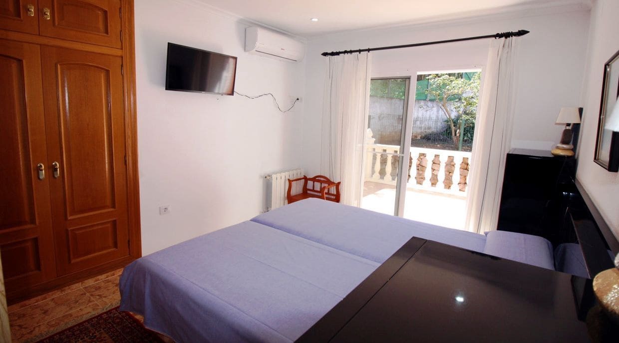 6 soveværelse Villa til salg i Denia med garage - € 550.000 (Ref: 8912522)