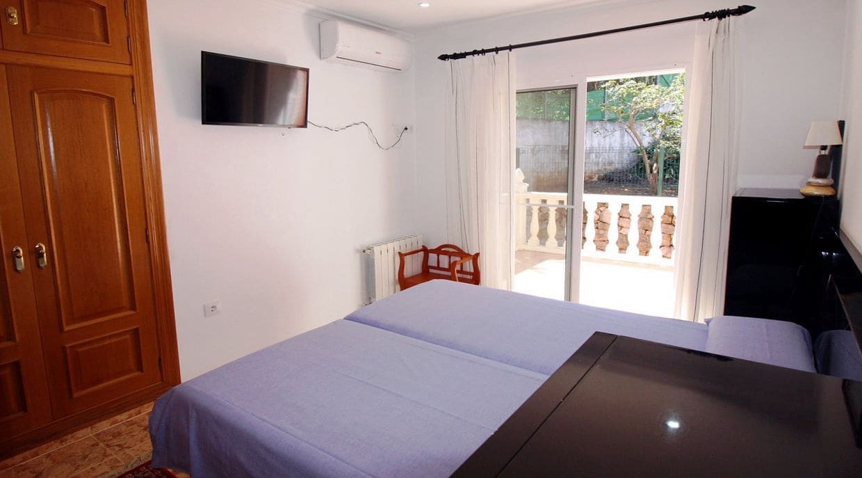 6 soveværelse Villa til salg i Denia med garage - € 550.000 (Ref: 8912522)