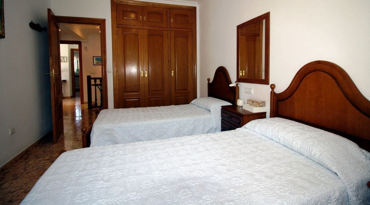 6 soveværelse Villa til salg i Denia med garage - € 550.000 (Ref: 8912522)