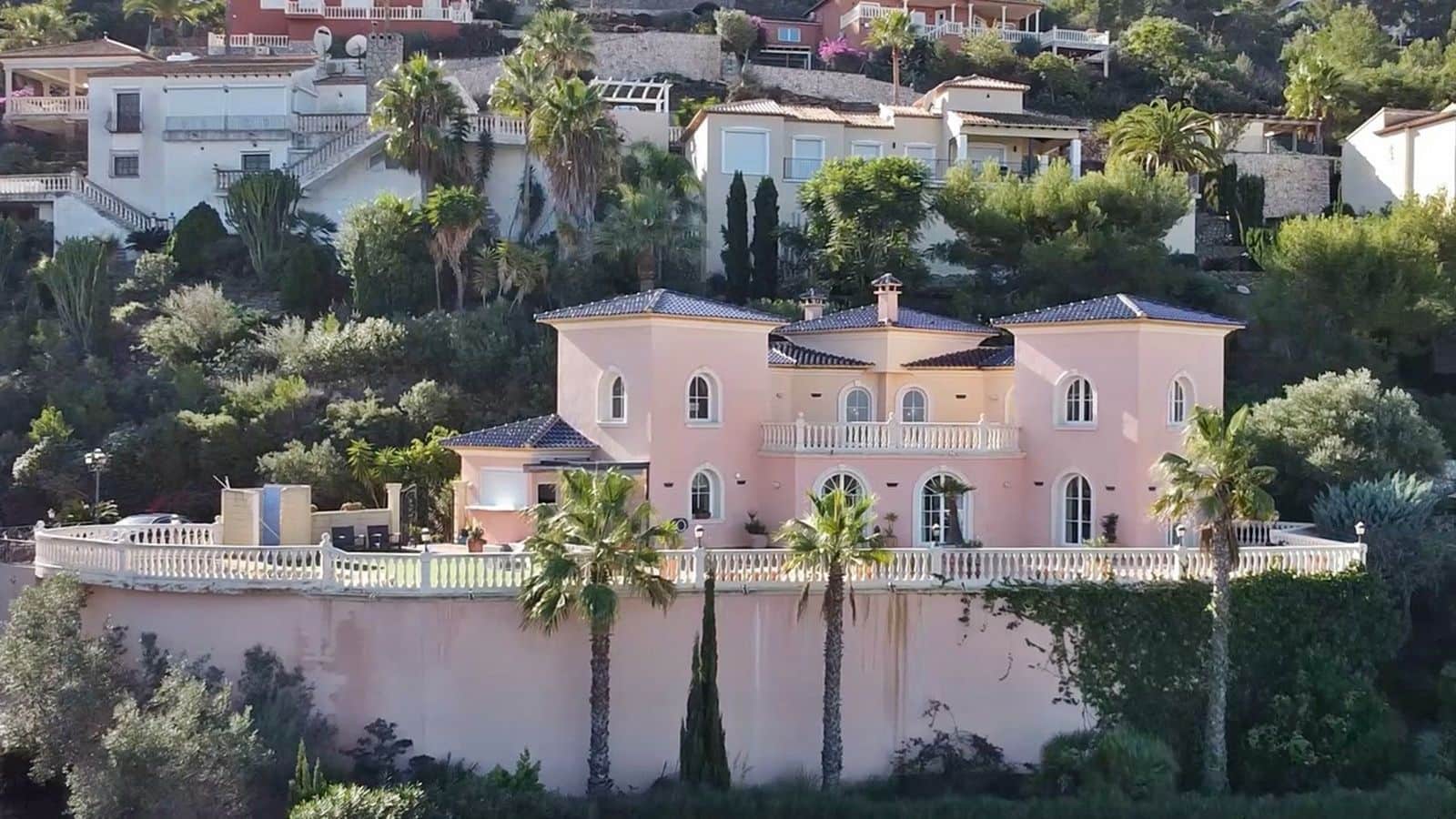 5 soveværelse Villa til salg i Pedreguer med swimmingpool garage - € 1.499.000 (Ref: 9284062)