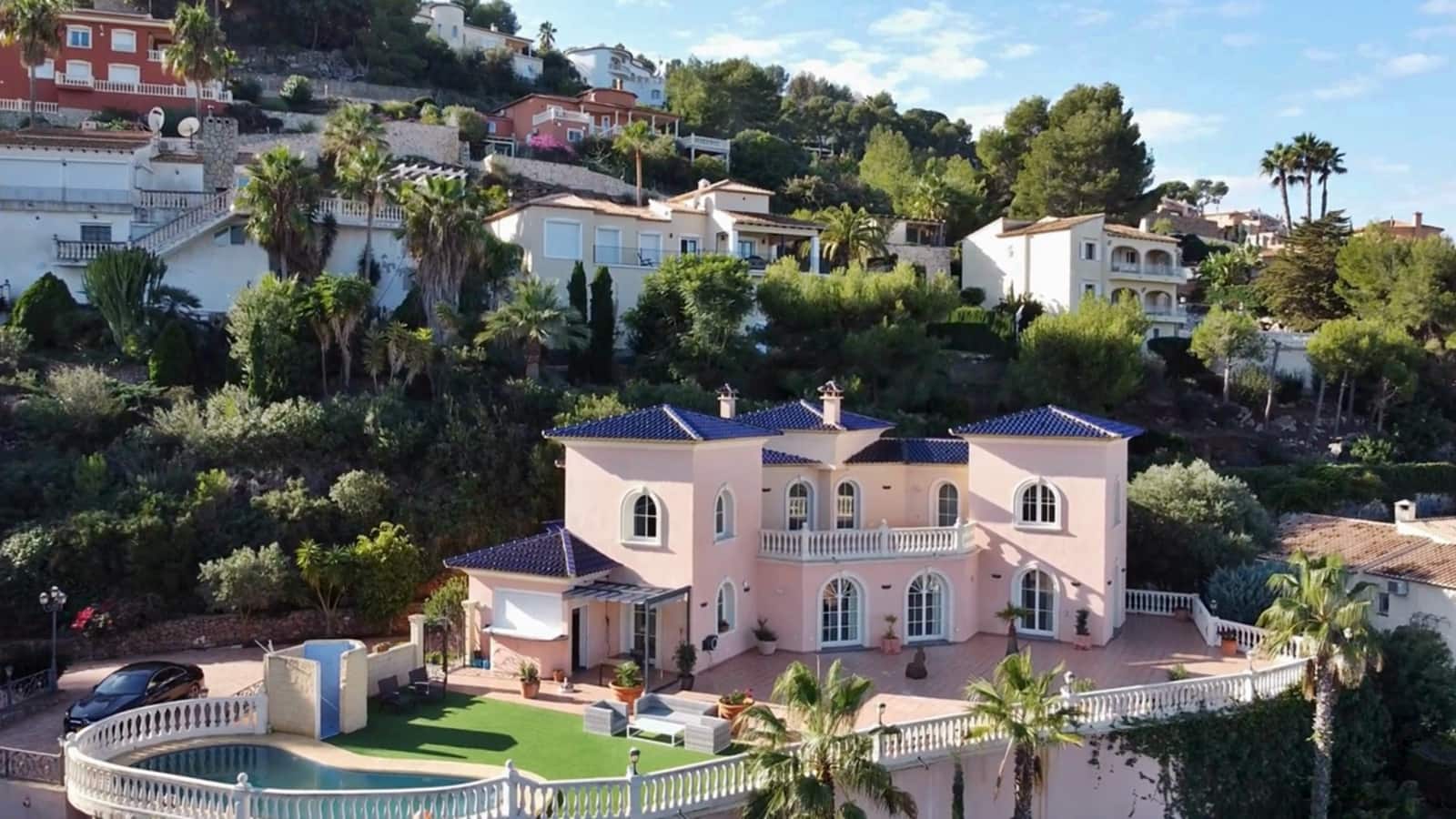5 soveværelse Villa til salg i Pedreguer med swimmingpool garage - € 1.499.000 (Ref: 9284062)