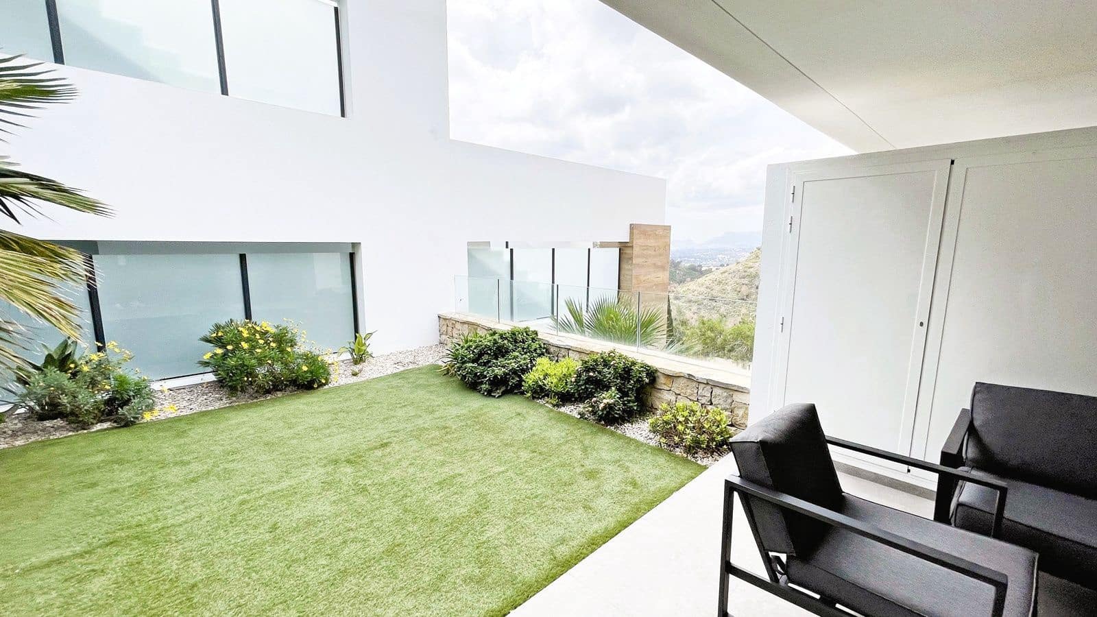 2 bedroom Apartment for sale in Benitachell / Benitatxell with pool garage - € 355,000 (Ref: 9294551)