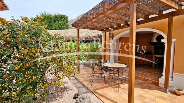 4 bedroom Villa for sale in Montgó - Ermita, Javea / Xàbia with pool garage - € 1,650,000 (Ref: 9294552)
