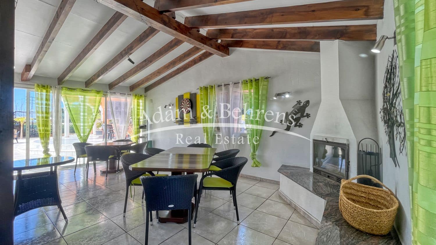 14 soverom Finca/Herregård til salgs i Els Poblets med svømmebasseng garasje - € 2 500 000 (Ref: 9294553)