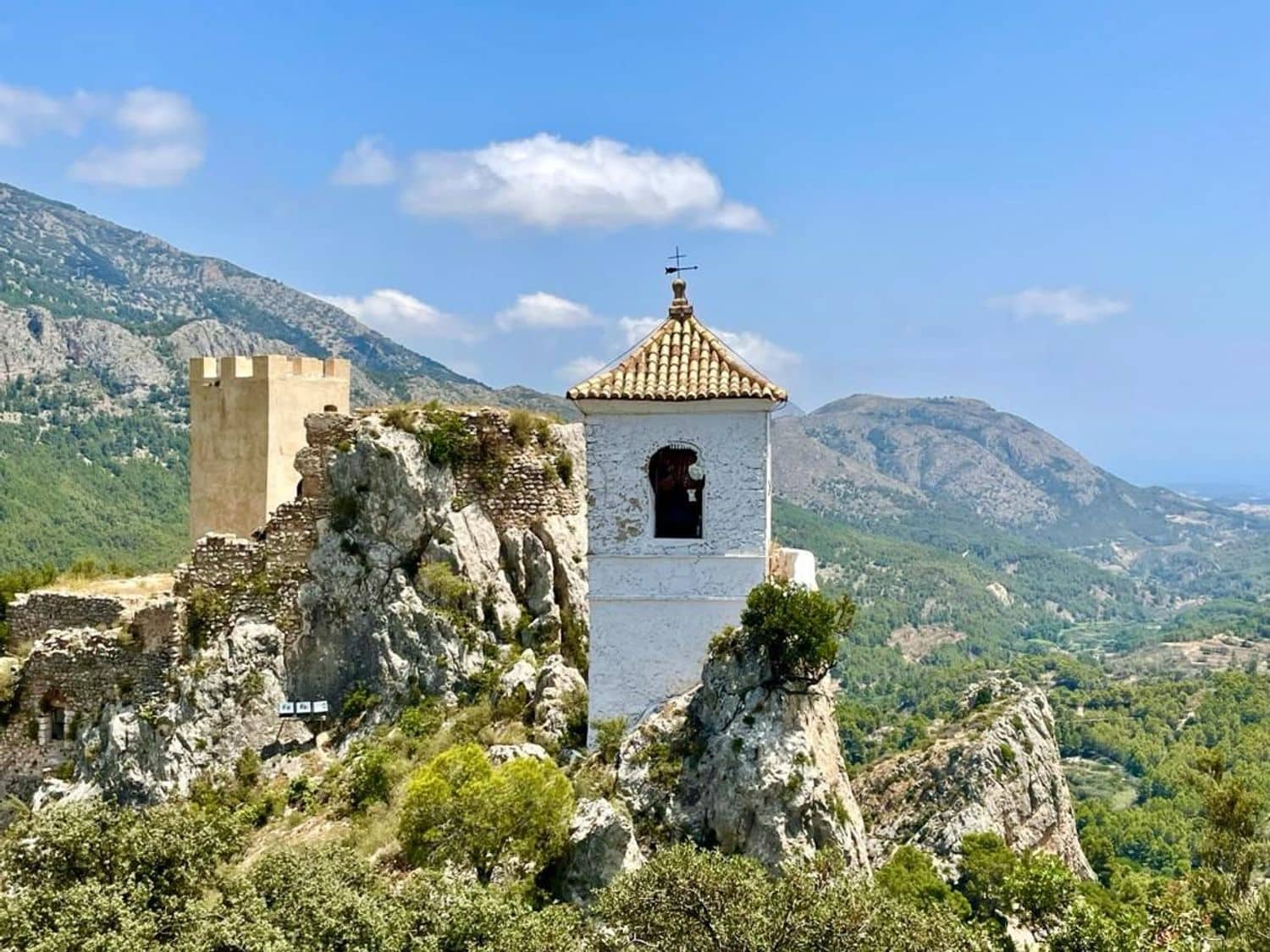 14 soverom Finca/Herregård til salgs i Els Poblets med svømmebasseng garasje - € 2 500 000 (Ref: 9294553)