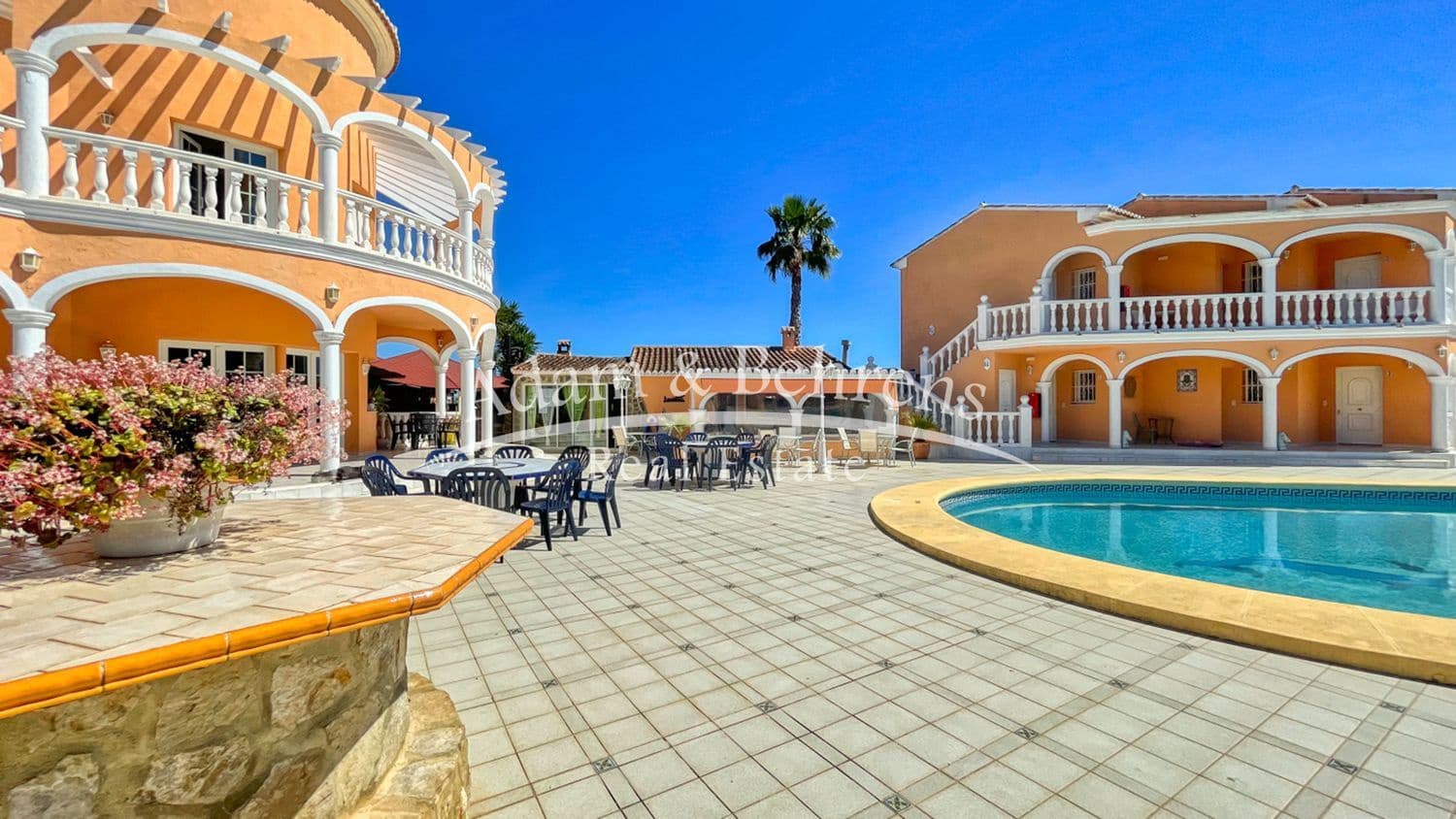 14 soverom Finca/Herregård til salgs i Els Poblets med svømmebasseng garasje - € 2 500 000 (Ref: 9294553)