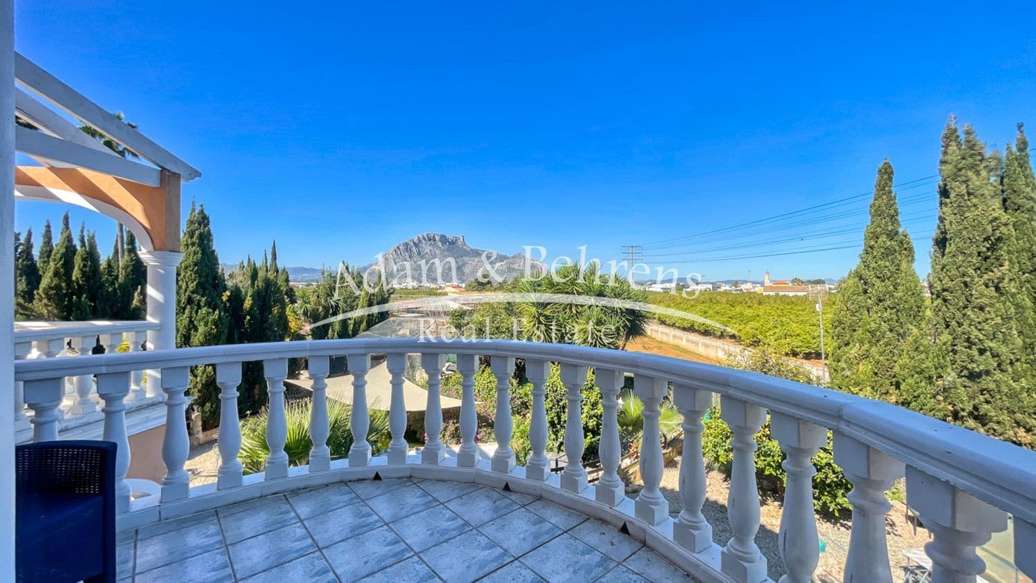 14 soverom Finca/Herregård til salgs i Els Poblets med svømmebasseng garasje - € 2 500 000 (Ref: 9294553)