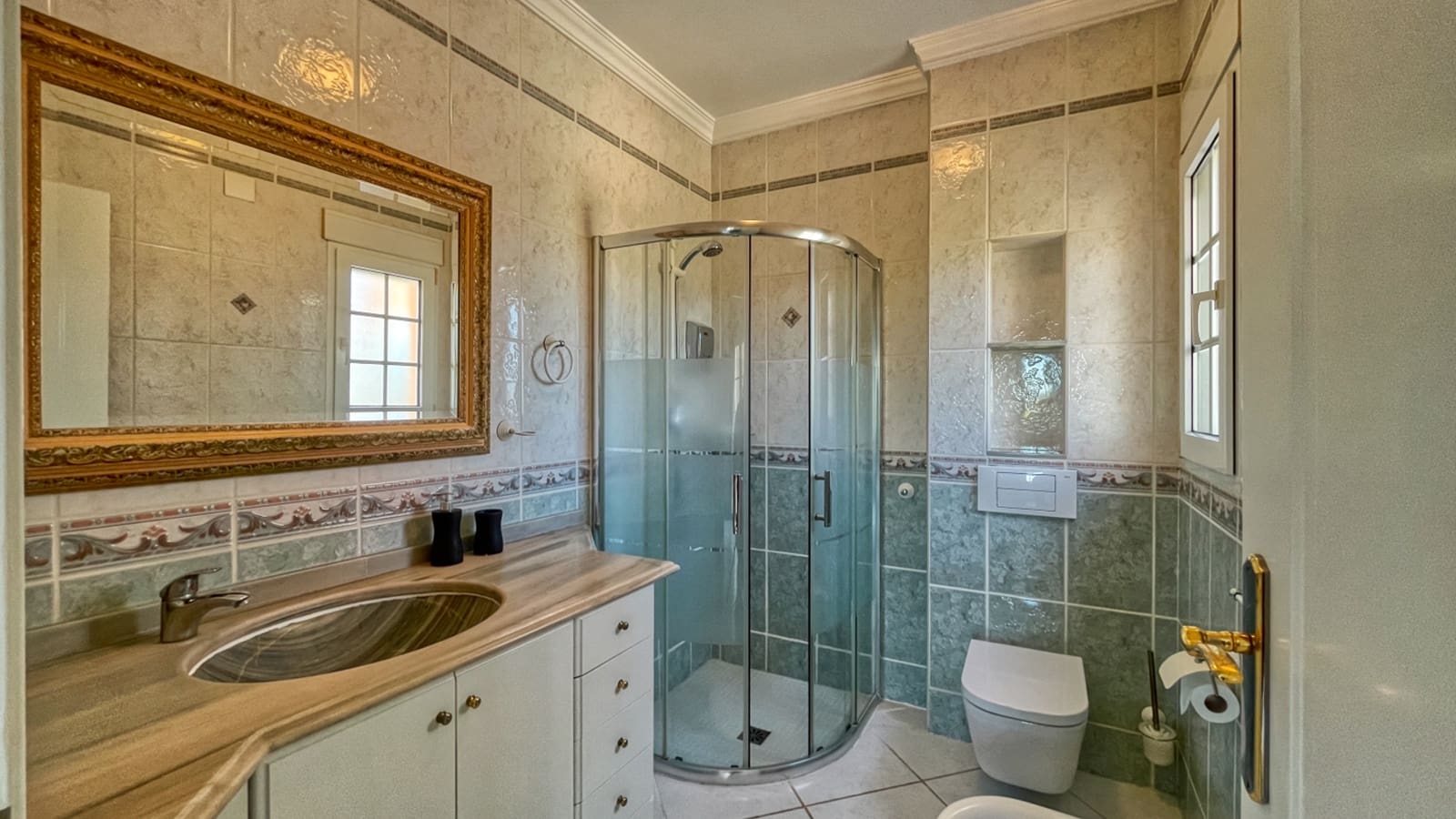 14 soverom Hotell til salgs i Els Poblets med svømmebasseng garasje - € 2 500 000 (Ref: 9294553)